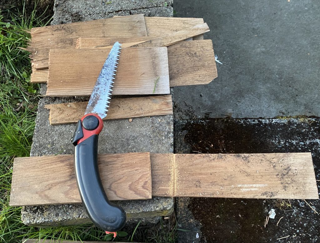 cut the cedar shingls